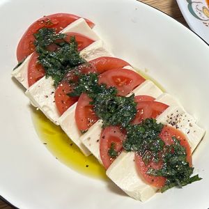 まるの作ってみた!投稿(【トマトと豆腐の大葉カプレーゼ】簡単ヘルシー♡豆腐がおいしい)