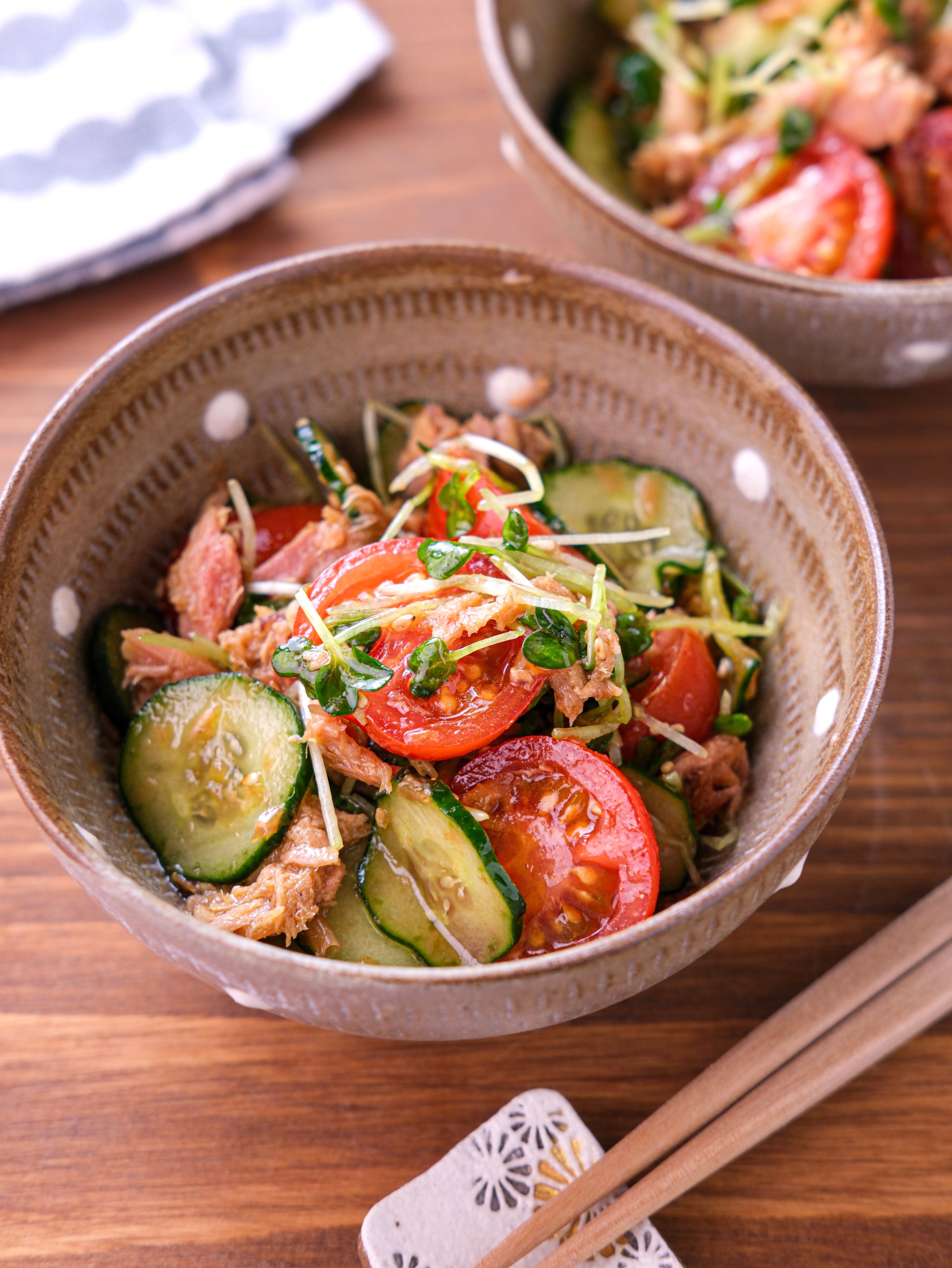 きゅうりとトマトとかいわれの和風サラダ】さっぱりおいしい