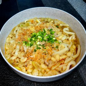 ヴェルの作ってみた!投稿(【キャベツと豚肉の味噌スープ麺】お好きな麺で味わう濃厚味噌味)