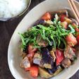 いわし缶でなすとトマトの味噌炒め