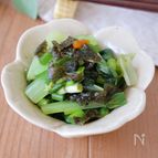 電子レンジで簡単！「小松菜の紅葉おろし和え」旨辛混ぜるだけ！