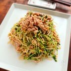 豆苗と豆もやしと豚肉のオイスターソース炒め