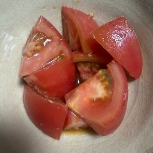 ゆっこの作ってみた!投稿(【5分で完成♡トマトの和風サラダ】ぱぱっとすぐ出来て簡単！)