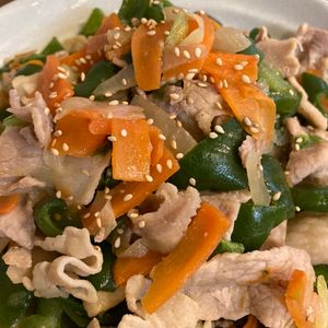 くだもの大好き🧡の作ってみた!投稿(ご飯がすすむ♪味噌だれ豚バラレタス)