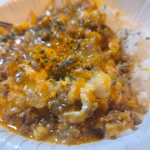 てぃろりの作ってみた!投稿(10分で、とろっとろデミたまライス。)