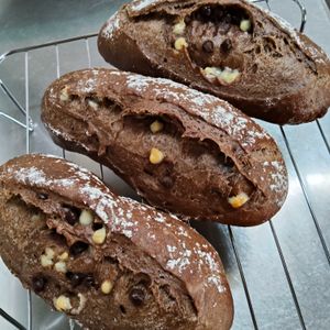LIAMの作ってみた!投稿(冷蔵庫発酵で理想の『チョコハードパン』)