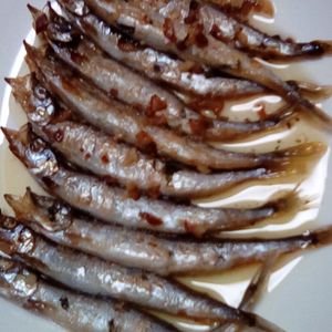 鶏皮坊主の作ってみた!投稿(【ししゃものオイル煮】バゲットも白ワインも…止まらない♪)