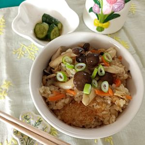 AKARI☆の作ってみた!投稿(秋の具沢山炊き込みご飯【和食献立にも♪】)