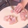 とろ〜り濃厚♡生クリーム不要【鶏むね肉と白菜のクリーム煮】の工程2