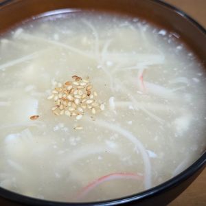 月雪由翔の作ってみた!投稿(たっぷりえのき茸とお豆腐とカニかまのスープ)