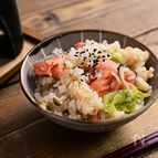豆乳の香りにほっこり「鮭とキャベツの豆乳釜飯」