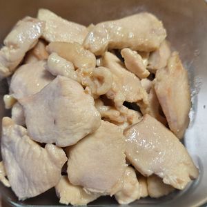 月雪由翔の作ってみた!投稿(【鶏むね肉のコンソメごま油漬け】下味冷凍の絶品作り置き♪)