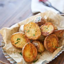 【少量油、フライパンでつくる】新じゃがのフライドポテト