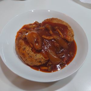 どんまいちゃんの作ってみた!投稿(ヘルシーわが家の煮込み豆腐ハンバーグ【バター、パン粉不使用】)