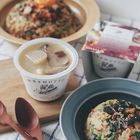 野菜が苦手な子どもにも♪焼肉のたれで簡単ビビンバチャーハン＆鶏白湯スープ