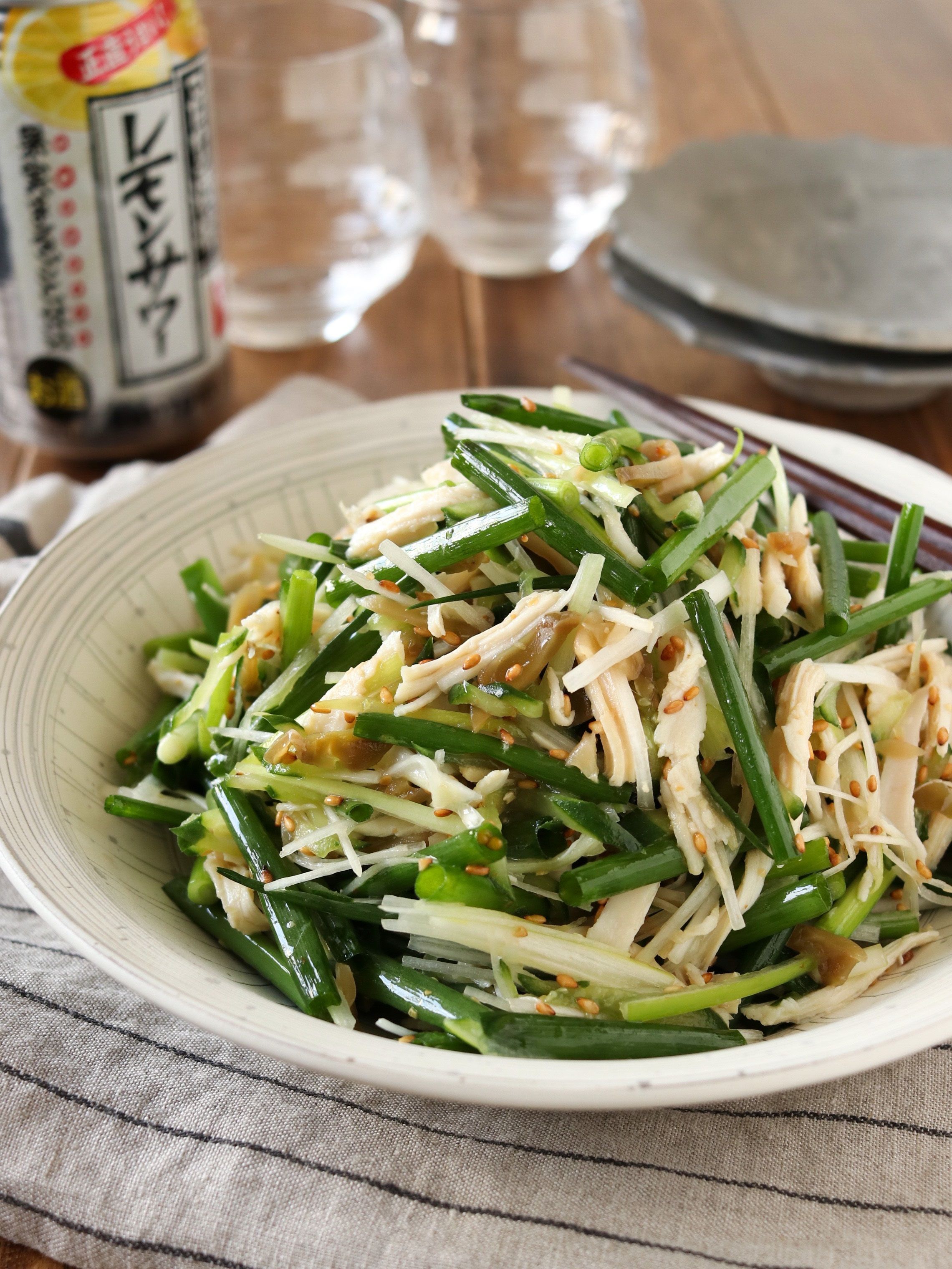 簡単＆時短＊葱とサラダチキンの搾菜サラダ | レシピサイトNadia