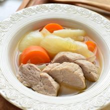 【柔らか豚ヒレの和風ポトフ】お箸で崩れる豚ヒレ＆スープが旨い