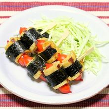 「うすさつ」で赤ウインナーの海苔巻き