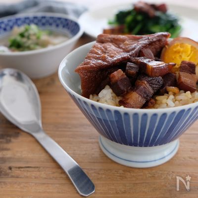 台湾国民食手切り滷肉飯ルーローハン（動画あり）
