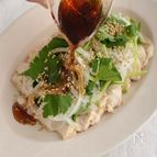 蒸し鶏と新玉ねぎの甘酢だれ