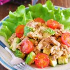 お肉柔らか♪『豚こまとアボカドのマヨ生姜焼き』【#簡単】