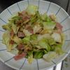 鶏皮坊主の作ってみた!投稿(春キャベツとベーコンのにんにくオイル蒸し)