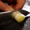 【子供も大好き!】アツアツで食べたい!味噌煮込み肉うどんの工程1