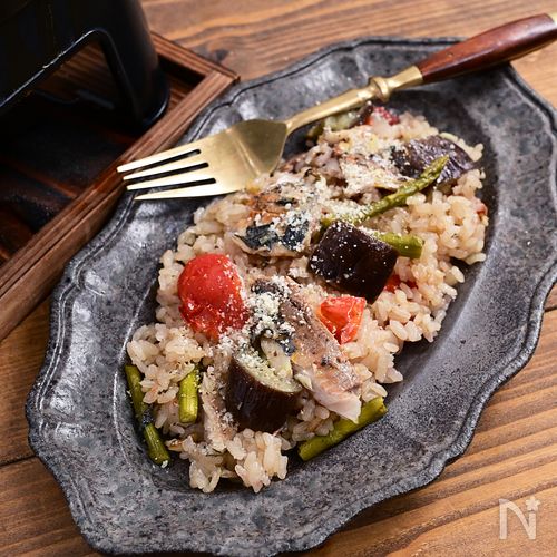 夏の食材大集合「夏野菜とアジの釜飯」