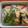 切って漬けるだけ！５分で完成！【夏野菜のポリポリ醤油漬け】の工程3