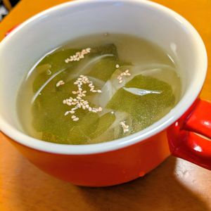 ゆきまる🐬🫧の作ってみた!投稿(【玉ねぎとわかめの中華スープ】簡単だけどおいしい♪)