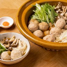 柚子こしょう香る鶏だんごときのこの寄せ鍋
