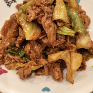 232088の作ってみた!投稿(行列の定食屋さんの🤤豚バラキャベツの甘辛味噌炒め🤩🍚)