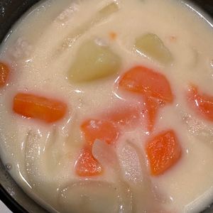 イトマルの作ってみた!投稿(【鶏むね肉とじゃがいものクリームシチュー】手作りがおいしい！)