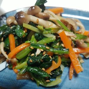 りょんの作ってみた!投稿(レンジで簡単♪彩り3色ナムル)