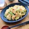 ごはんが進む!鶏むね肉と白菜のうま辛みそ炒め