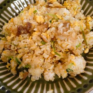 ゆみの作ってみた!投稿(【豚がカリカリでガツンと旨い肉炒飯】味つけはやっぱりこれ)