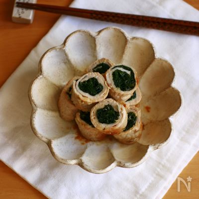 わかめの肉巻きで生姜焼き