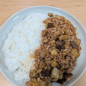 ゆいの作ってみた!投稿(【簡単なすミート】簡単カフェ風♪パスタやドリアにも◎)