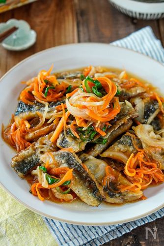 【作ってみた！で大人気】豊漁で神コスパのいわしで作る！初夏に美味しい「いわしの南蛮漬け」｜みんなの推しレシピ