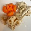 さっぱり！パクパク食べれる！【鮭と根菜の甘酢炒め･:*】の工程1