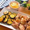 ご飯でもパンでも合う♡チキンとお野菜のコチュマヨタルタルがけ