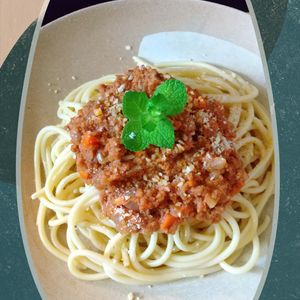 チョロリスの作ってみた!投稿(本当に簡単！！肉感残したまま『レンジDE本格ミートソース』)