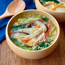 たっぷり野菜のふわふわたまごスープ