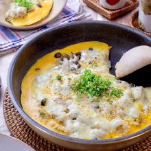 簡単なのに超絶品！『とろけるチーズの包まない和風オムライス』