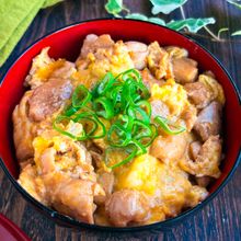 『包丁いらず!10分で旨味凝縮』汁なし極上親子丼
