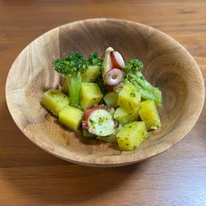 こむぎの作ってみた!投稿(【タコと野菜のバジルソースサラダ】ワインに合う♡簡単デリ風♪)