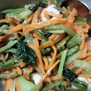 和音の作ってみた!投稿(パパッと1品！ほうれん草とにんじんとちくわの胡麻和え)
