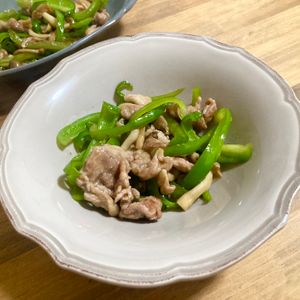 ゆかりの作ってみた!投稿(ご飯がすすむ「豚とピーマンのめんつゆ炒め」)