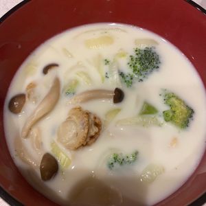 おかか昆布🍙の作ってみた!投稿(5分で完成！シーフードチャウダー【シーフードミックス活用】)
