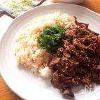 手抜きだけど子供ウケも抜群♡ガーリックライス＆焼き肉ランチ